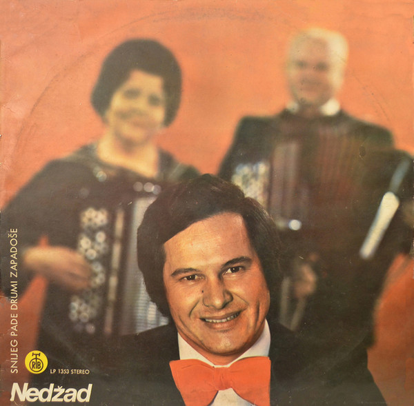 Snijeg Pade Drumi Zapadoše